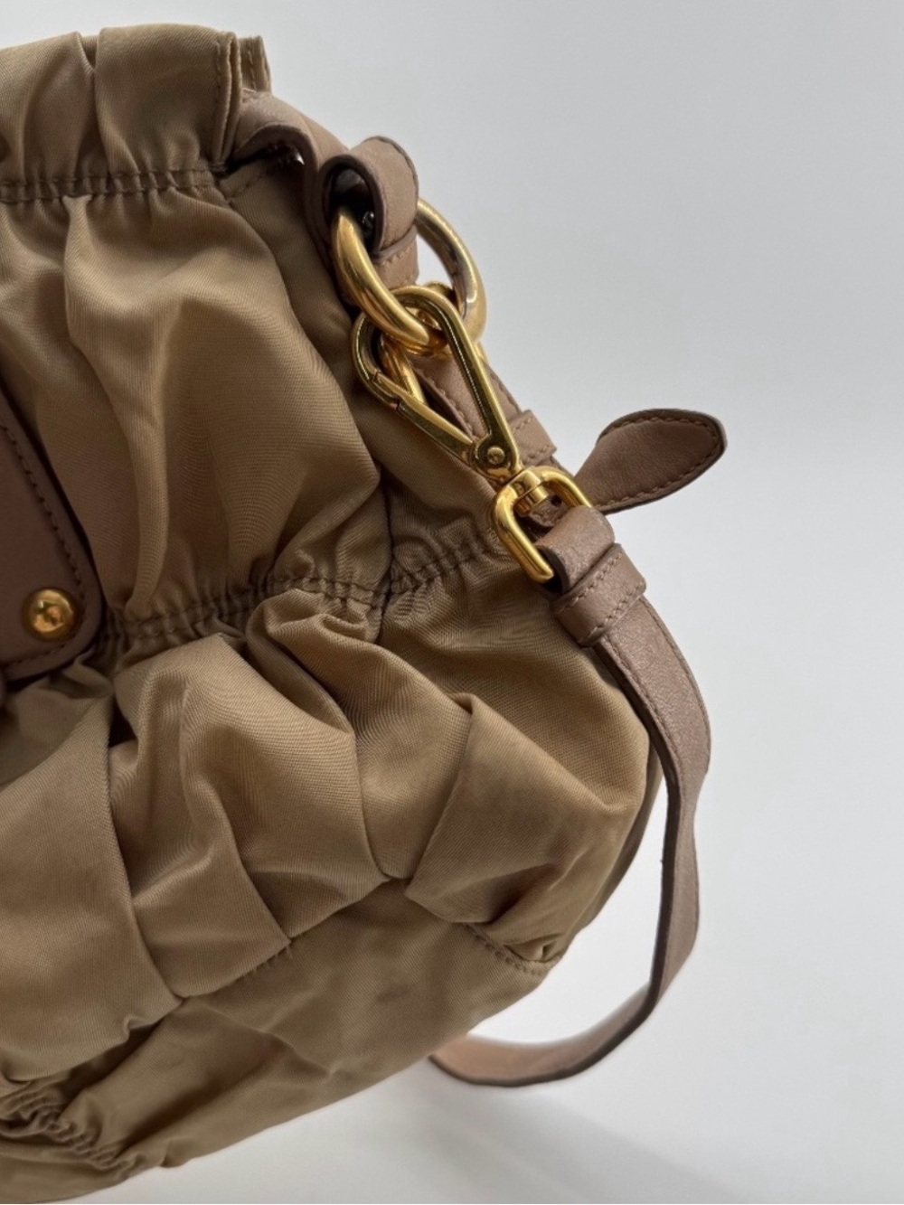 ✨ AUTHENTIC ✨Prada Vintage Tessuto Gaufre Ruched Nylon Satchel Handbag-Tan/Beige - Picture 7 of 13